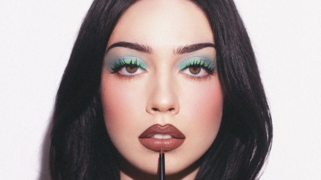 Brat makeup look