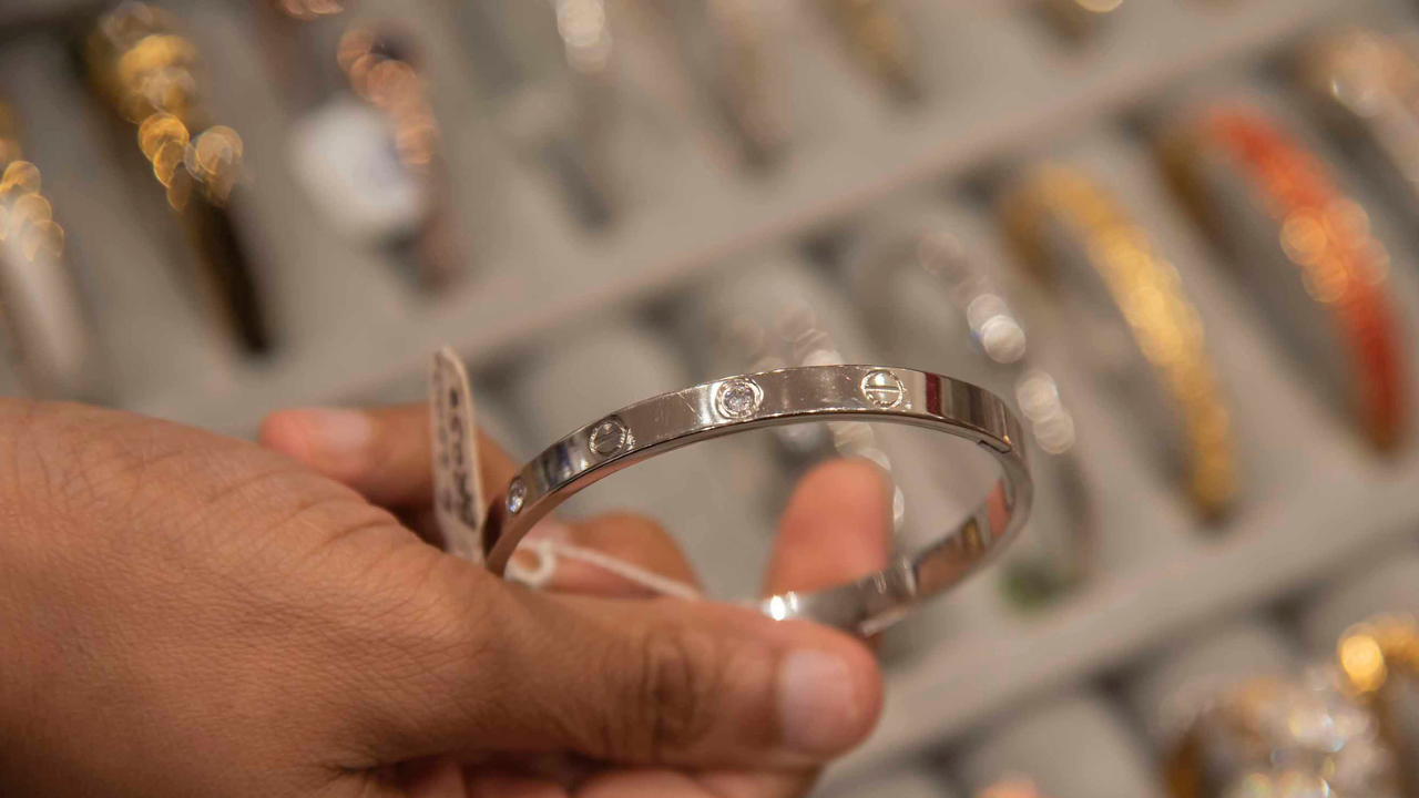 Dupe Cartier love bracelet