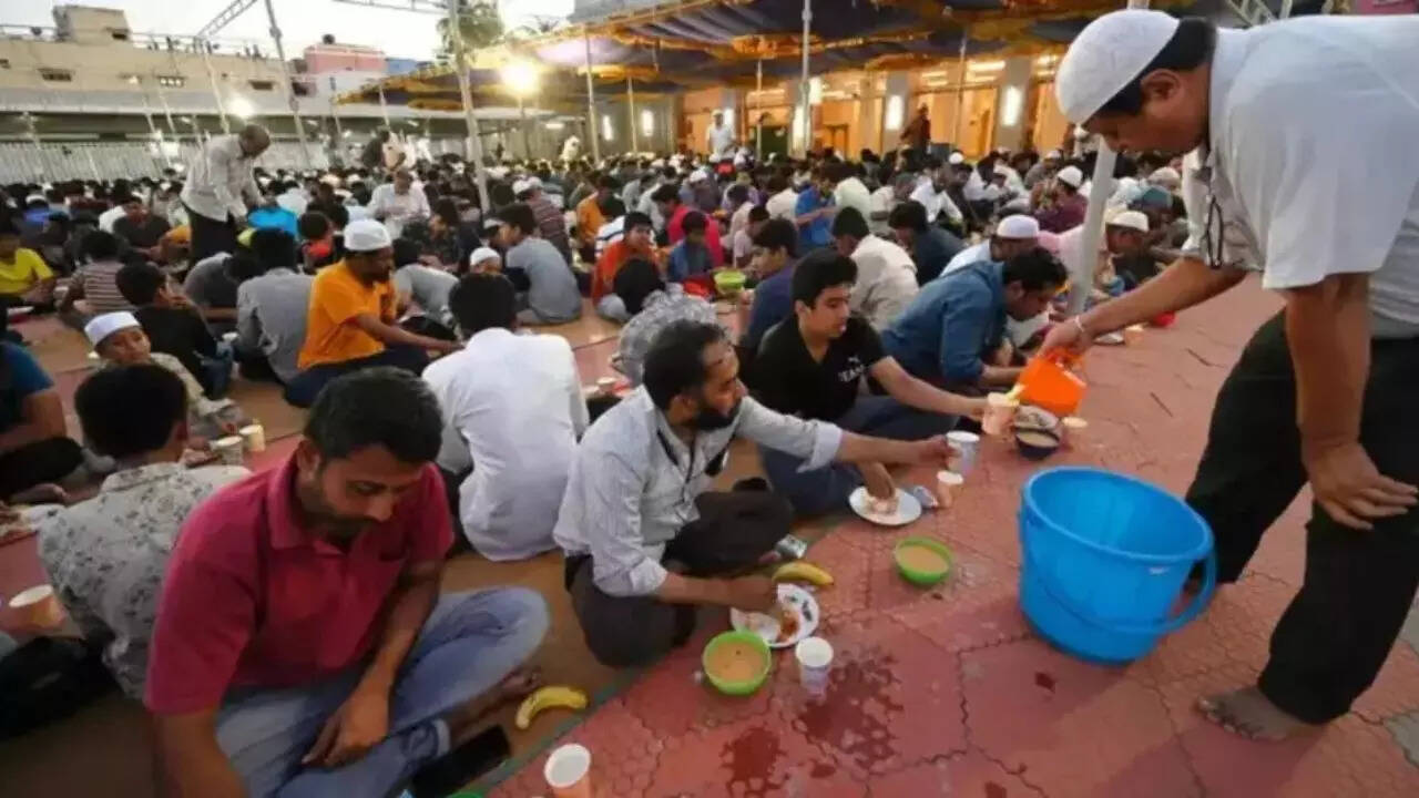 Iftar made by Sufidar Temple