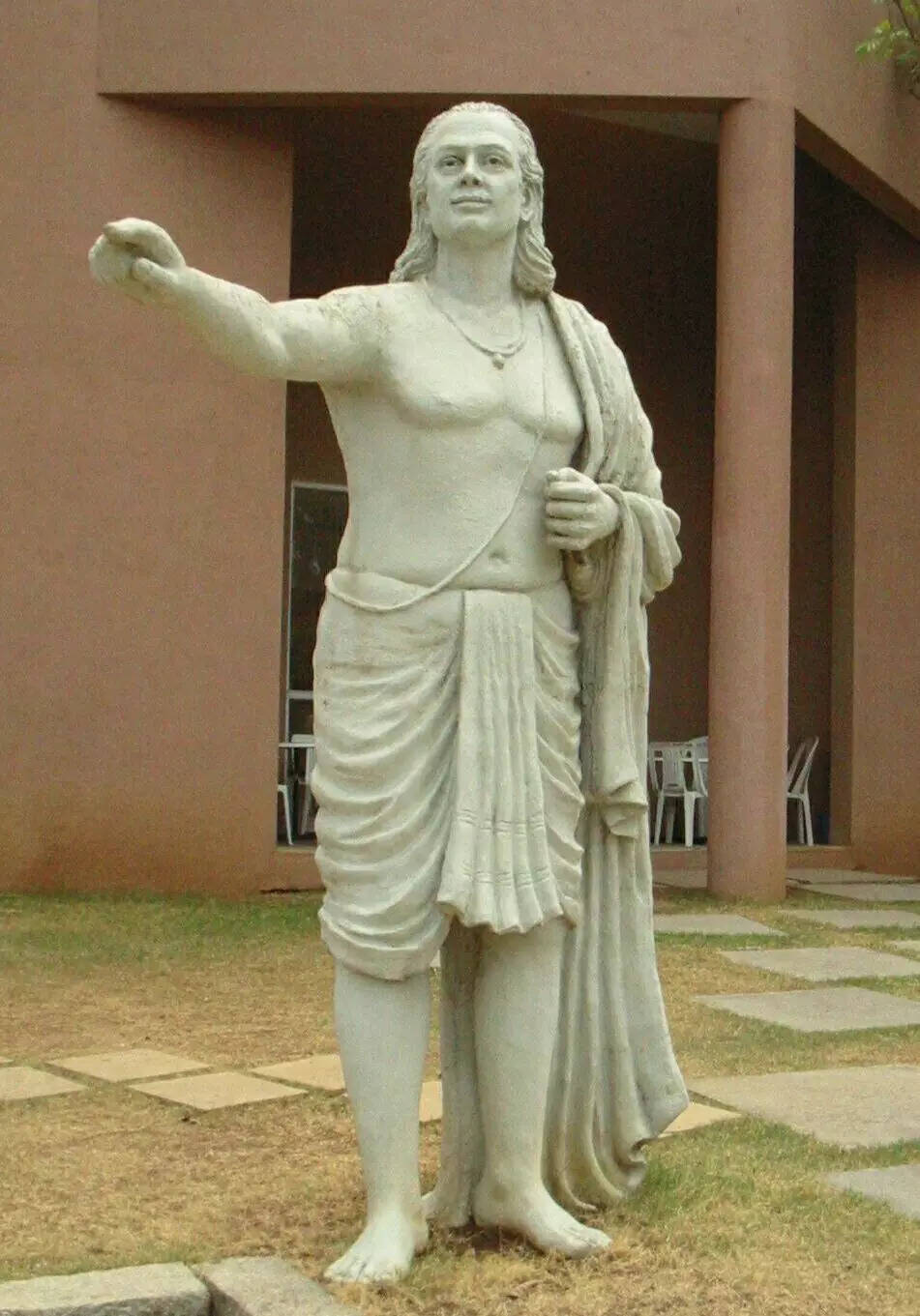 Aryabhata statue in IUCAA campus Pune