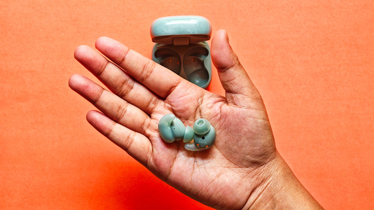 These silicone tips are too soft and feels nice in the ears