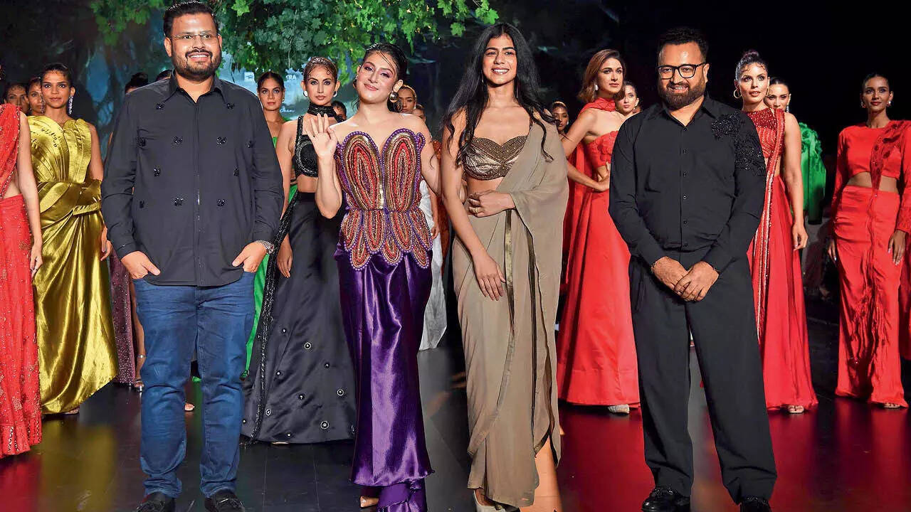 Isha Malviya was the showstopper for Priyanshi Jain