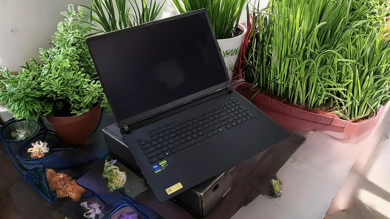 Asus ROG Strix Scar 18 (2025)