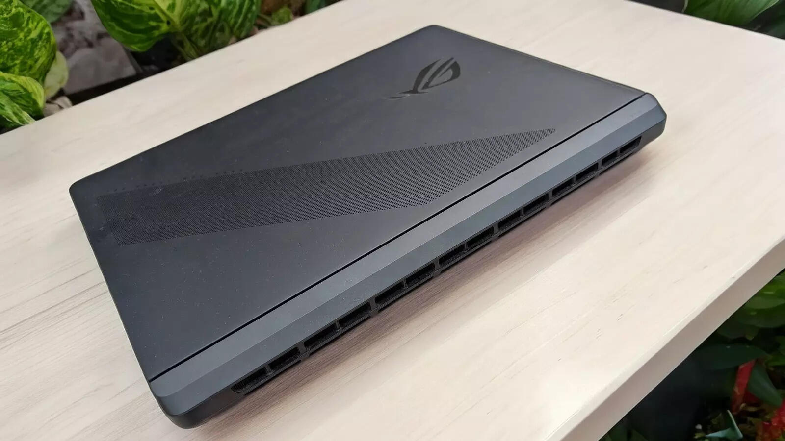 Asus ROG Strix Scar 18 (2025)