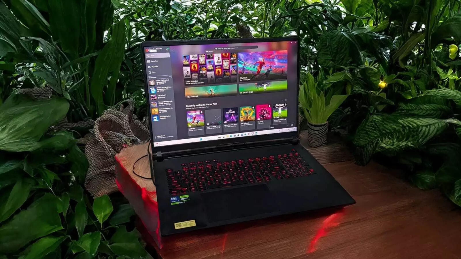 Asus ROG Strix Scar 18 (2025)