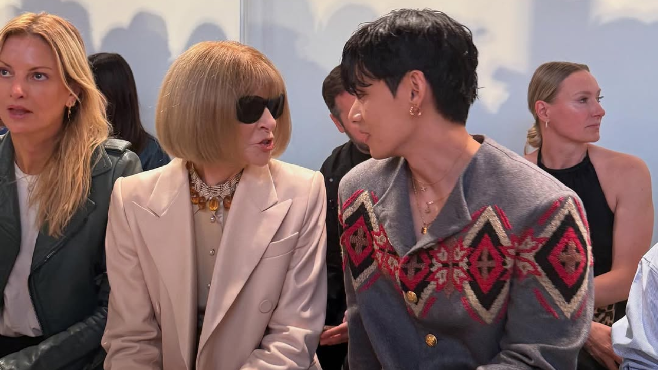 BTS' V and Anna Wintour at the Paris Fashion Week
