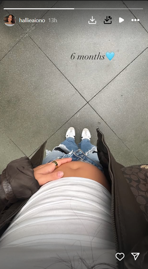 Hallie Aiono's baby bump