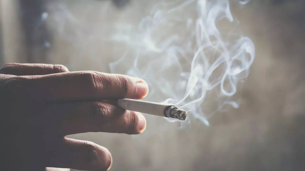 Why are samosas and jalebis being compared to cigarettes?