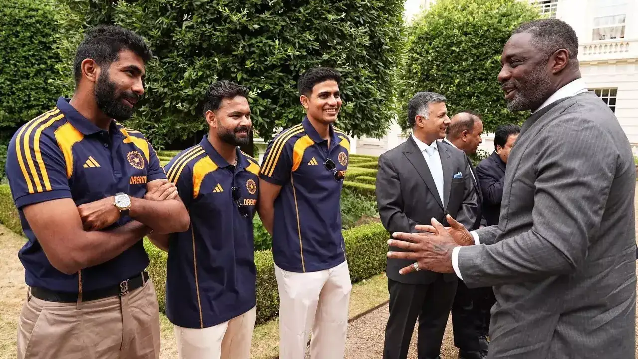 Indian cricket team interacts with Hollywood actor Idris Elba. (Reuters) Idris Elba Indian cricket team Reuters.