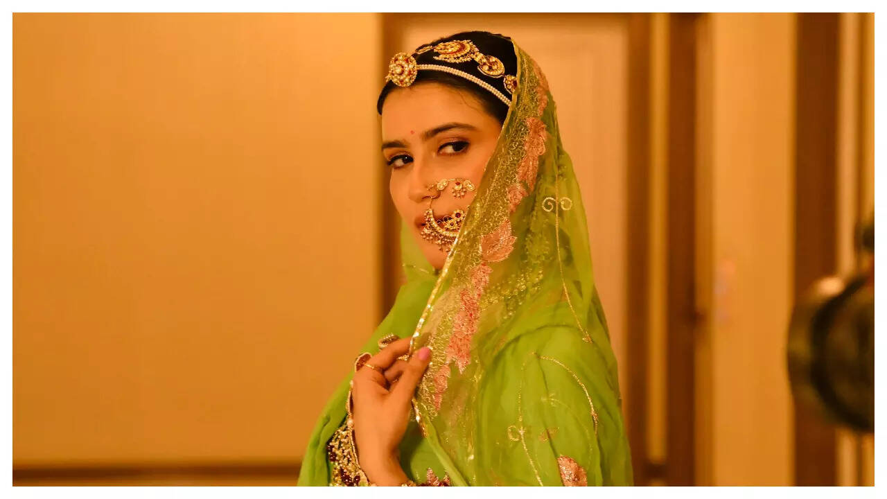 Firoza Khan aka KhanZaadi