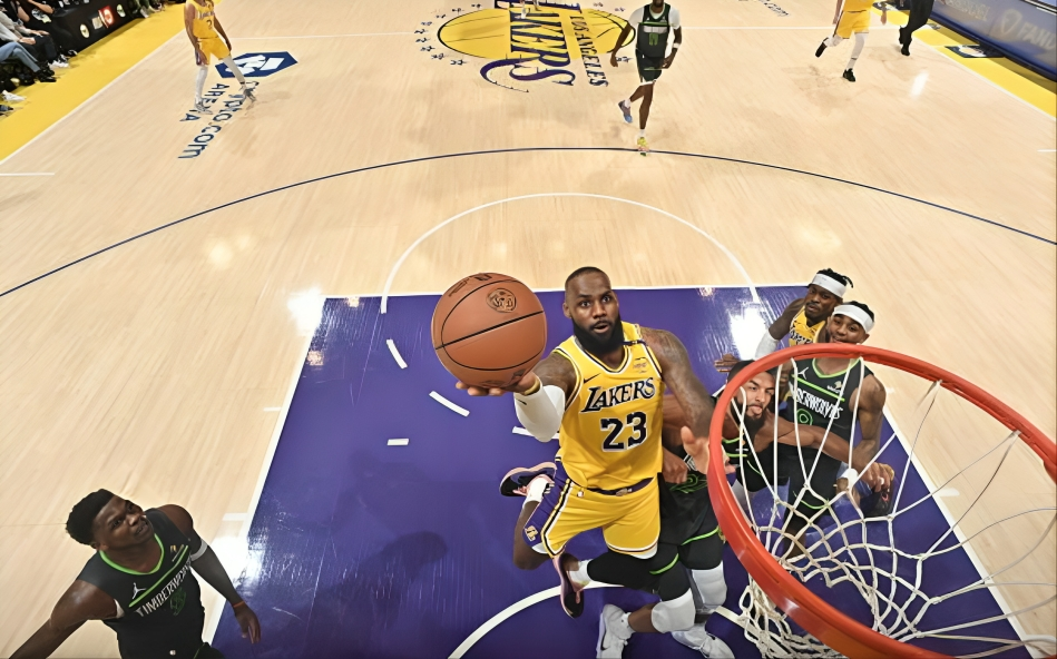 LeBron James is in the L.A. Lakers (Image via Getty Images) LeBron James is in the L.A. Lakers