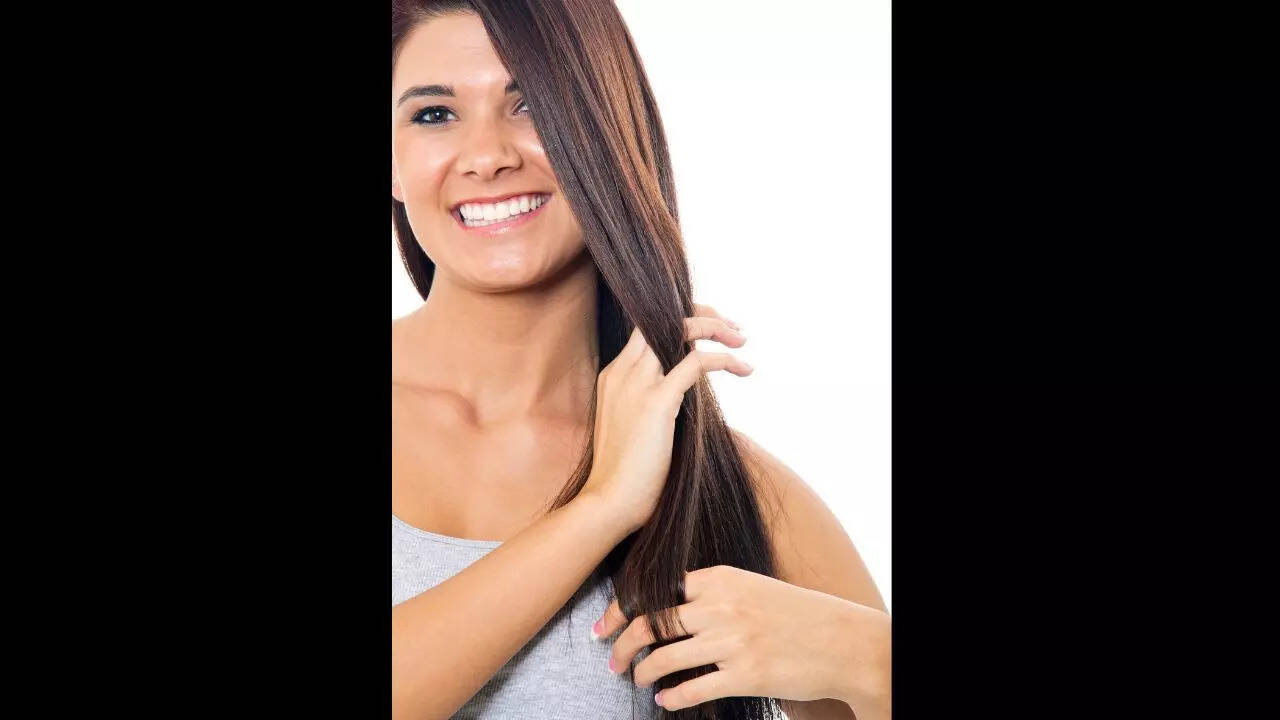 Clears blocked hair follicles