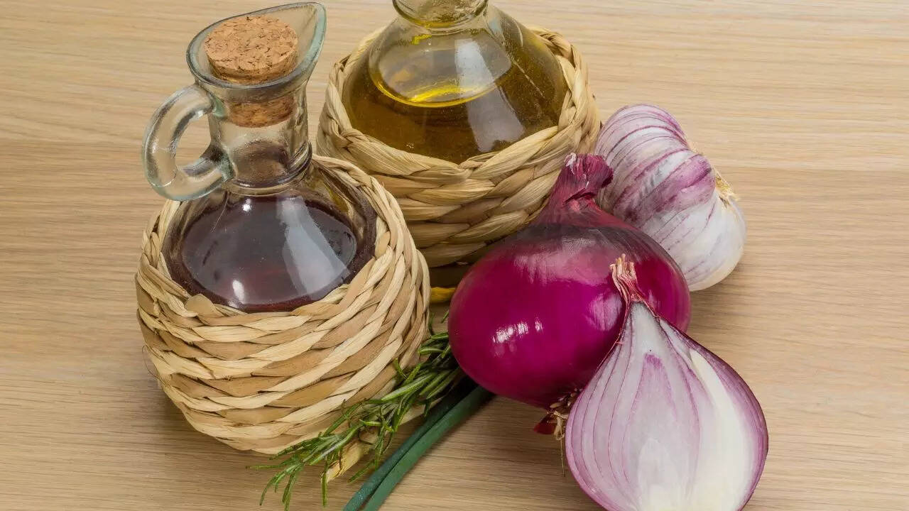 Kitchen food items for treating alopecia areata