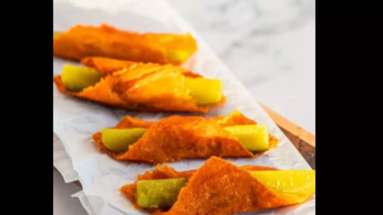 Chickle (Pickle in a cheese blanket)