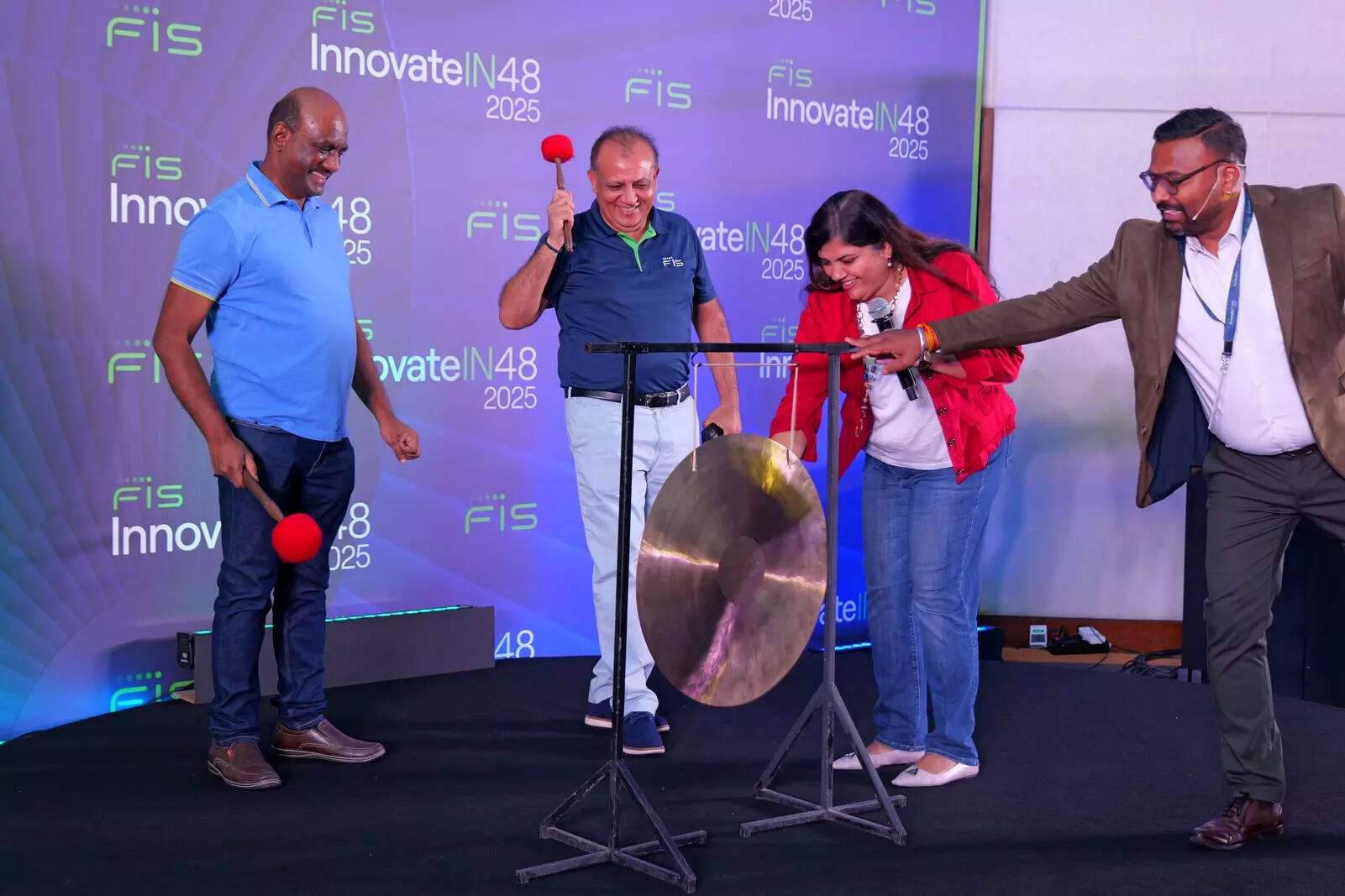 FIS TECHNICIANS DANS LA RÉCOUVERT DE L'INNOVATION EN INDE Innovation FIS