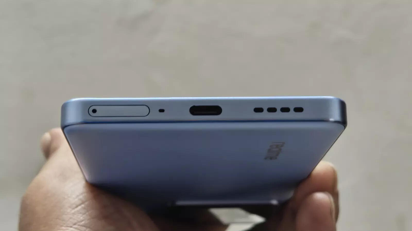 Realme GT 7 USB Type-C charging port