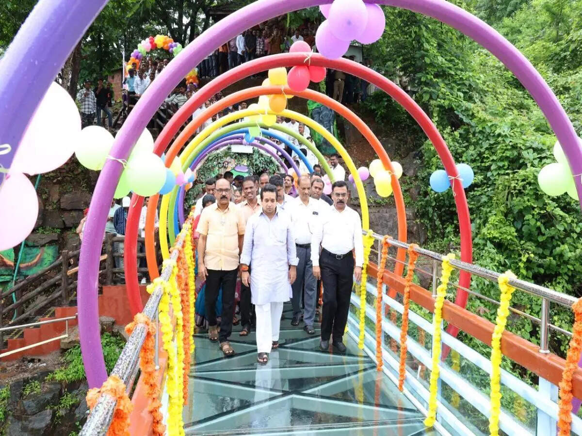 glass bridge