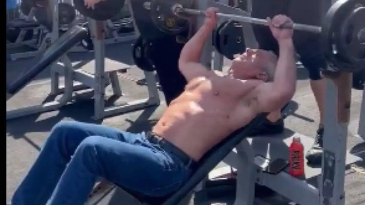Image credits: X Is wearing jeans during a workout healthy?