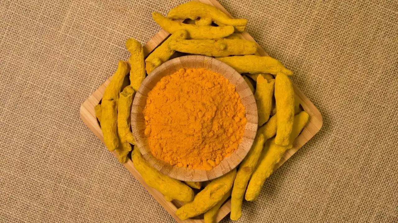 Turmeric powder