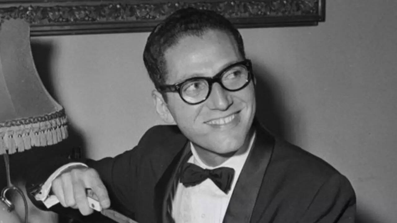 టామ్ లెహ్రేర్ యొక్క అగ్ర పాటలు