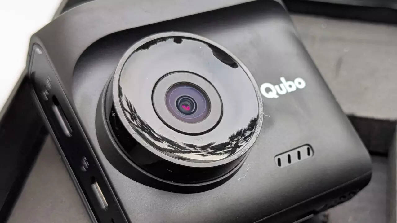 Qubo Dash cam