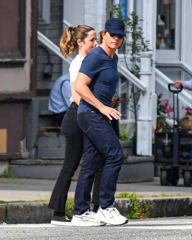 tom-cruise-and-ana-de-armas