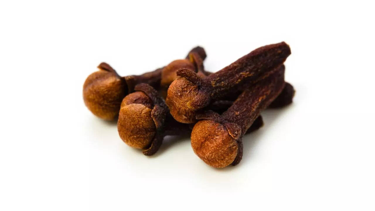 Cloves