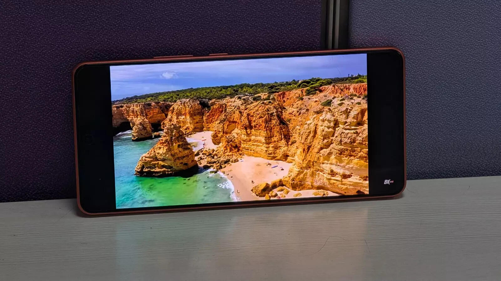 Display looks vibrant