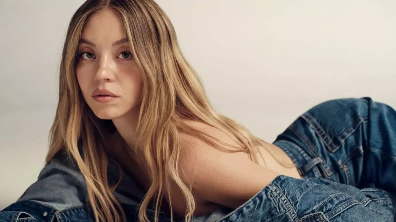 Sydney Sweeney (2)
