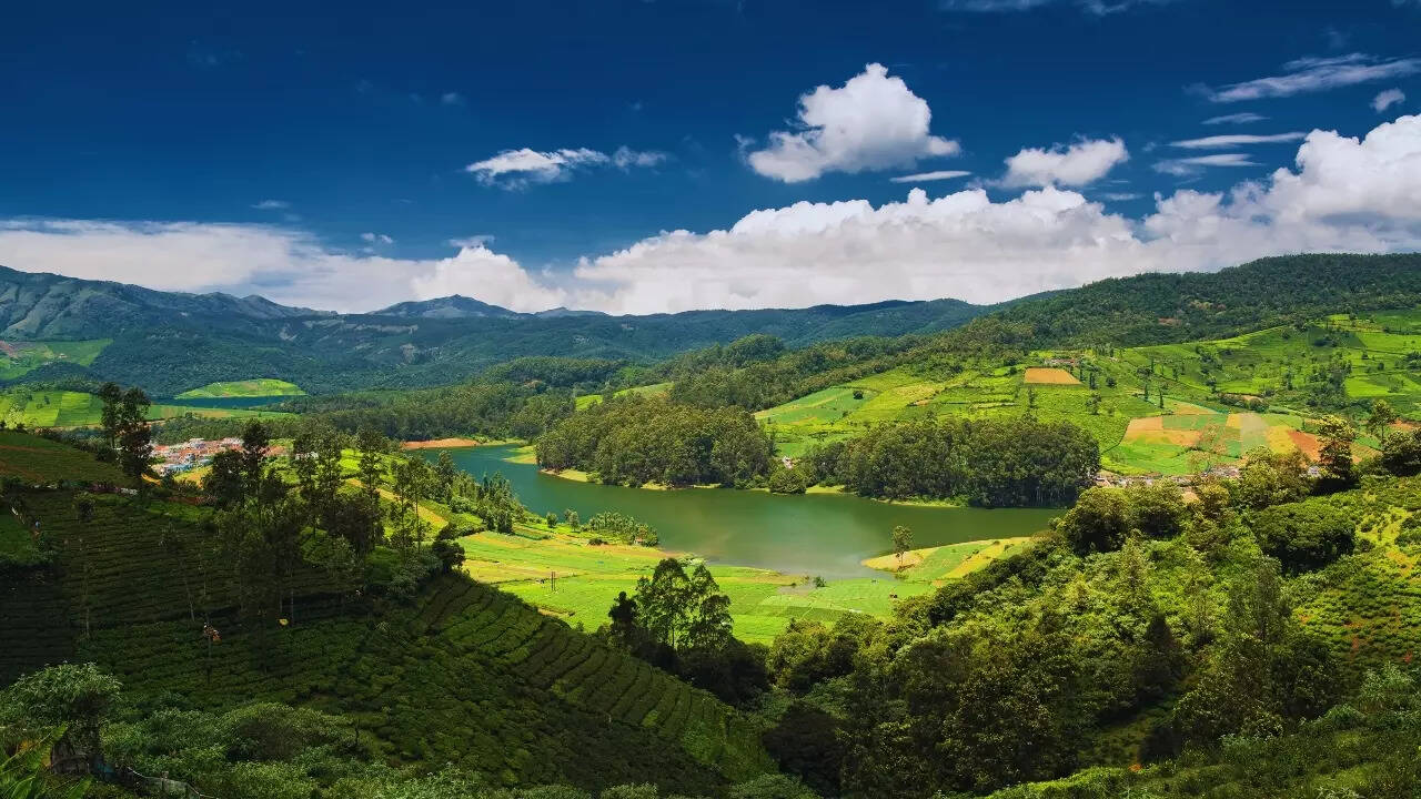 Emerald Lake in Ooty