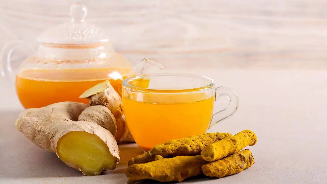 மஞ்சள் மற்றும் இஞ்சி தேநீர்