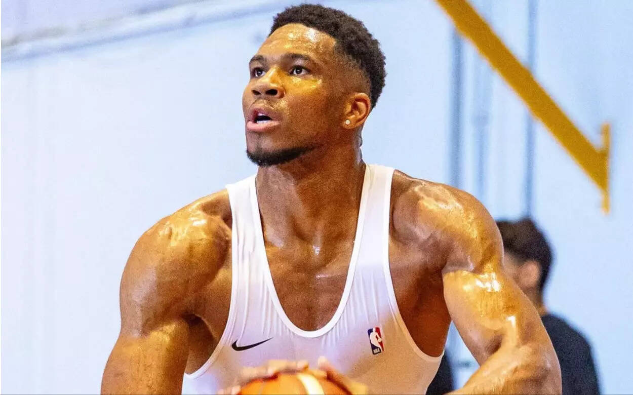 Giannis Antetokounmpo in practice