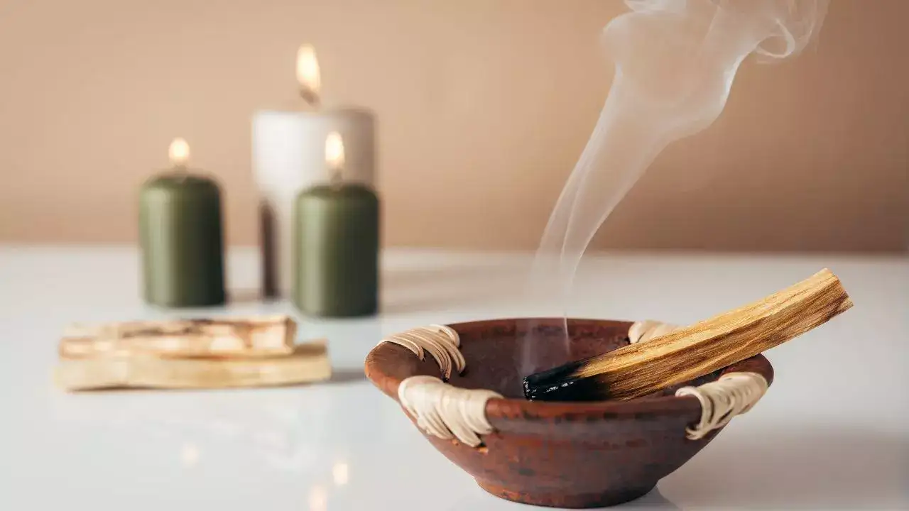 7 Easy ways to make your home smell luxurious