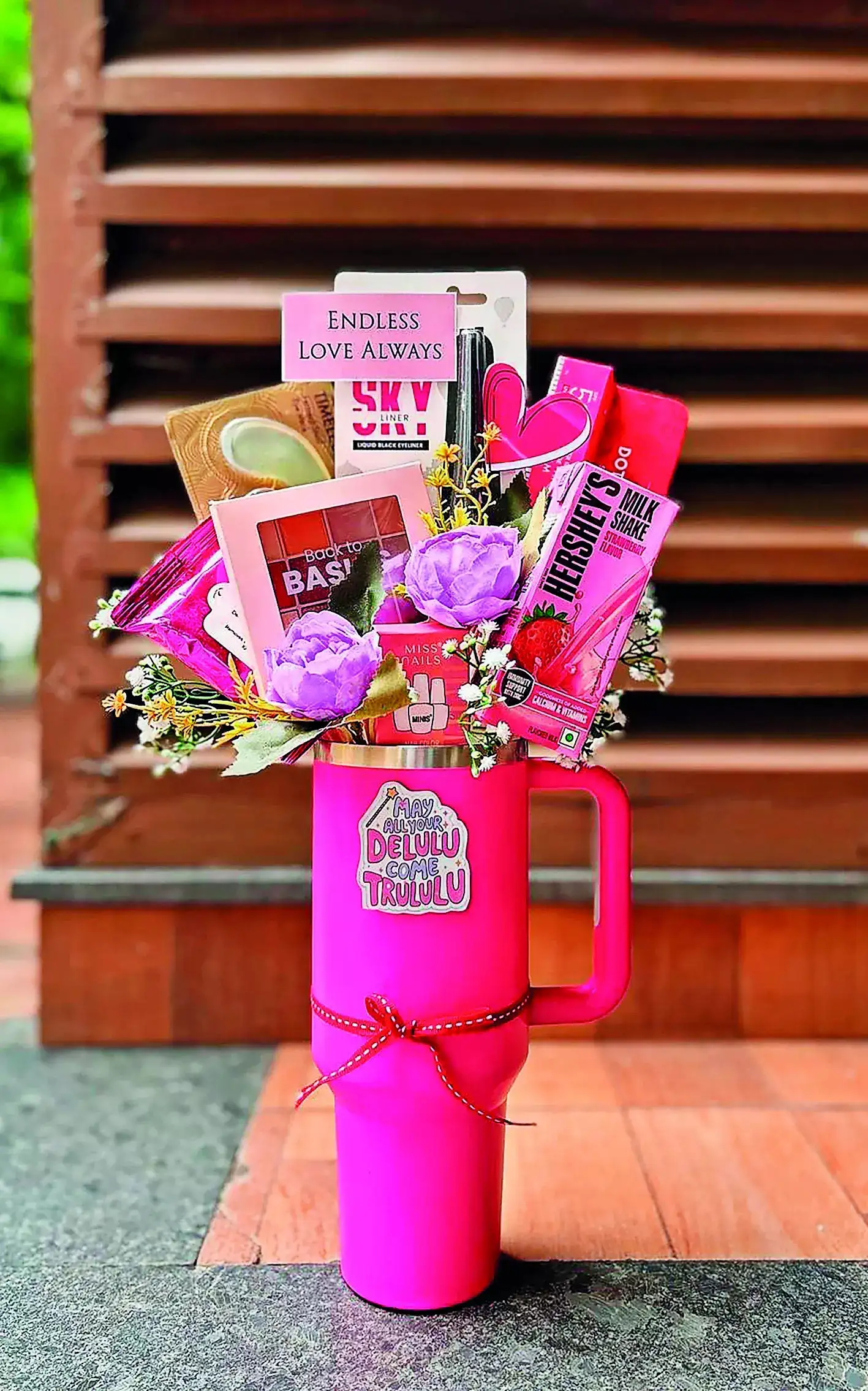 p3_ss_Rakhi Hampers (10)