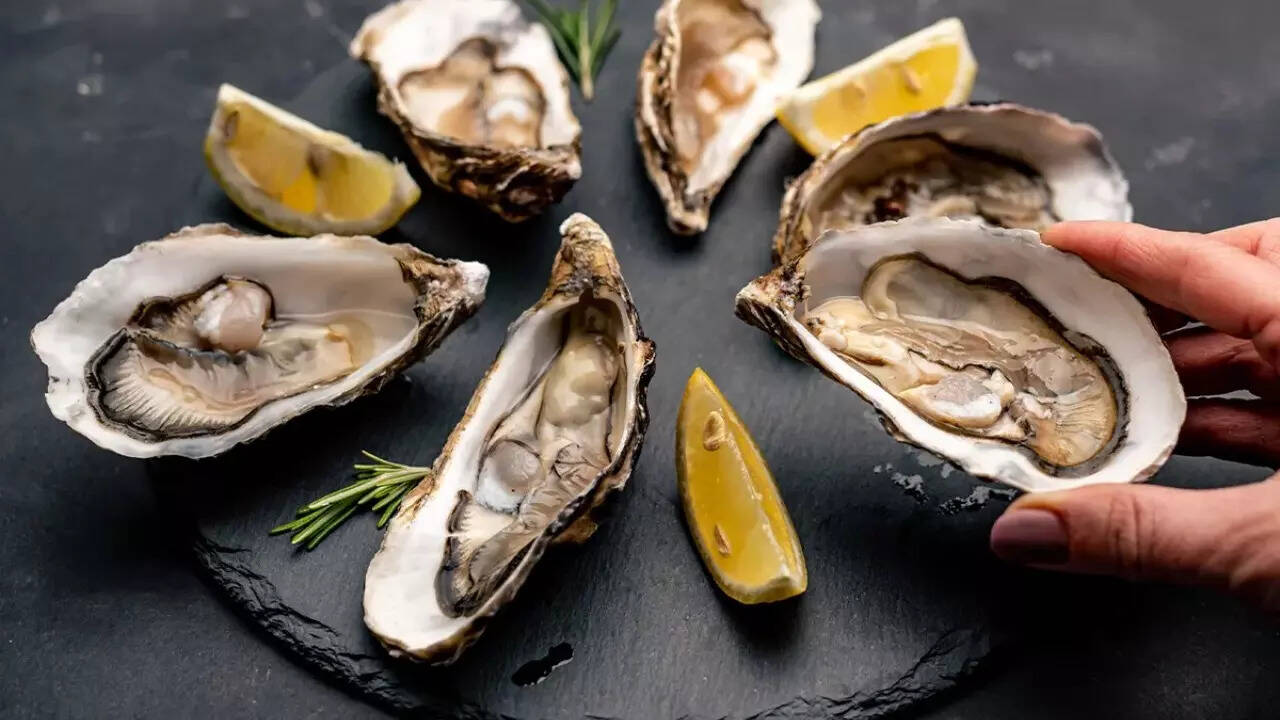 Oysters (6)