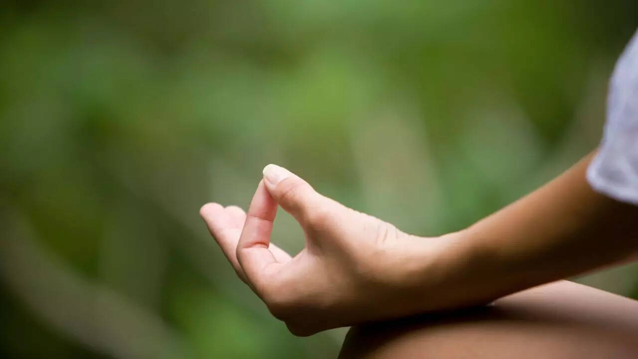 Physical activity and yoga for liver wellness