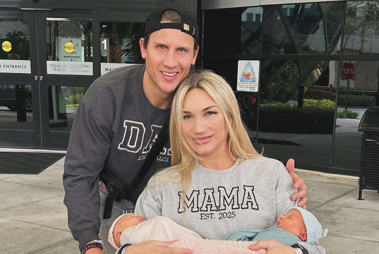 Brooke and Steve welcomed twins this January. Source: Instagram Brooke Hogan and Steve