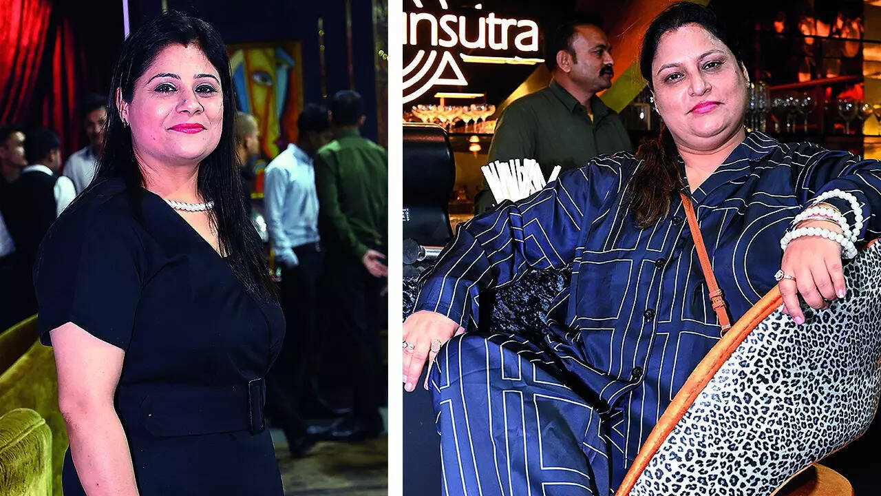 (L) Neetika (R) Neetu