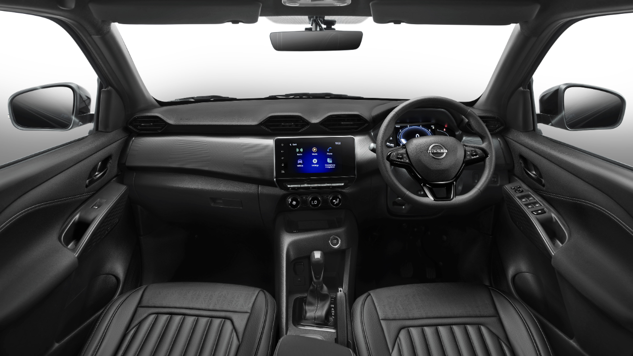 Kuro edition Interior