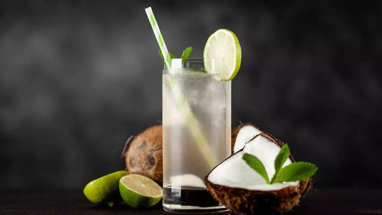 Coconut water with lemon