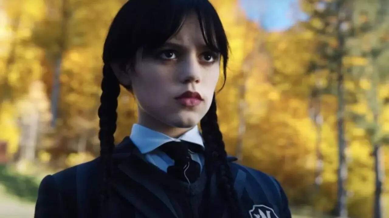 Jenna Ortega (4)