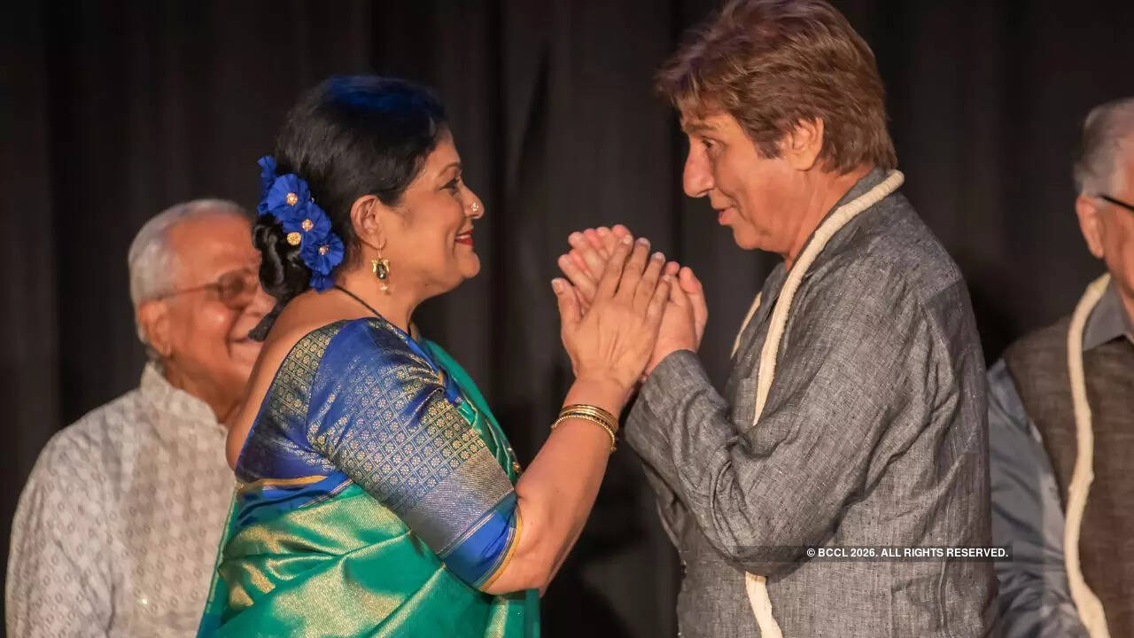 Geeta Chandran with Raj Babbar Geeta Chandran with Raj Babbar