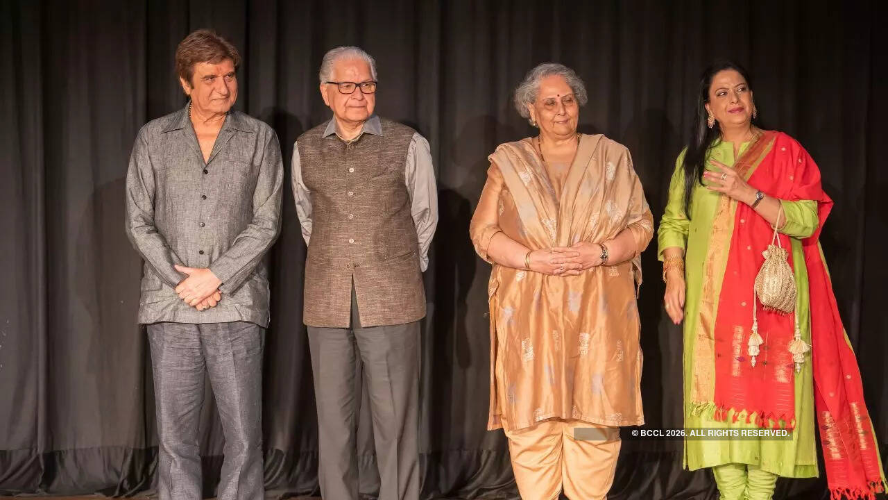 Raj Babbar, Ashwani Kumar, Anuradha Joshi and Pratibha Advani Raj Babbar, Ashwani Kumar, Anuradha Joshi and Pratibha Advani