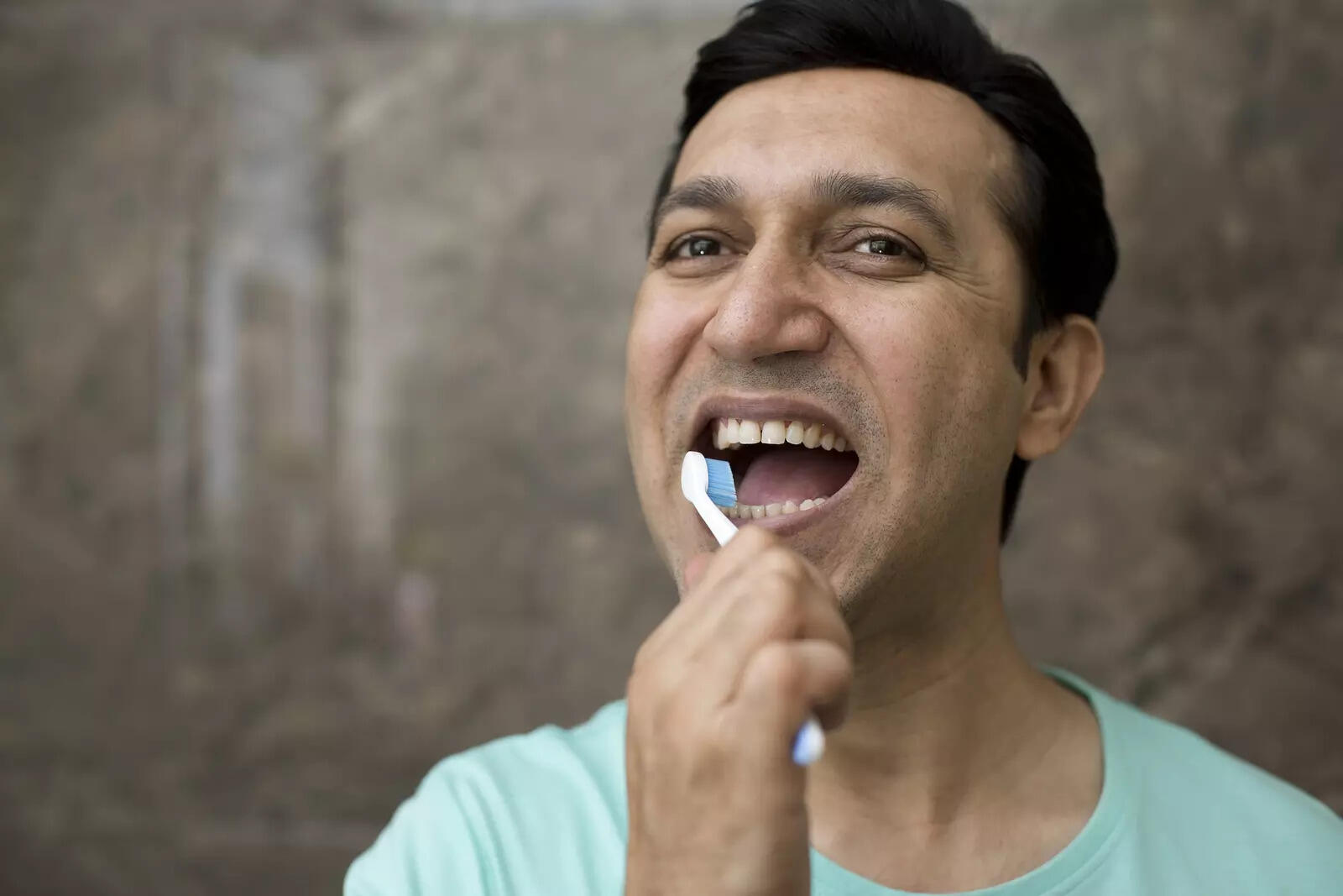 Brushing teeth
