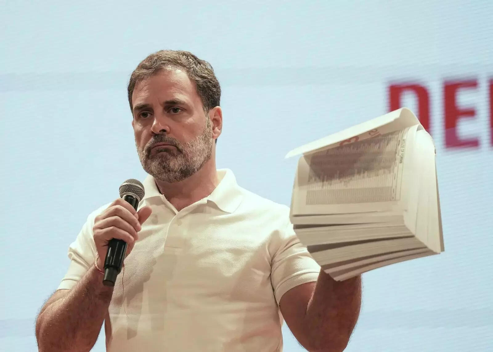 Rahul Gandhi at press conference (1).