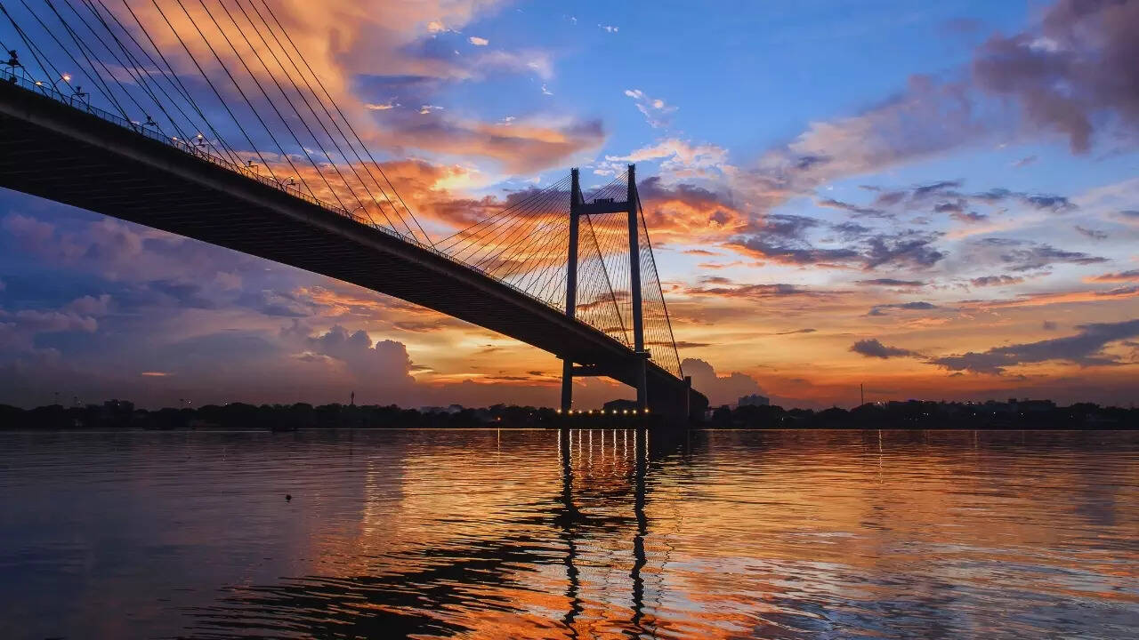 Vidyasagar Setu, Kolkata, West Bengal