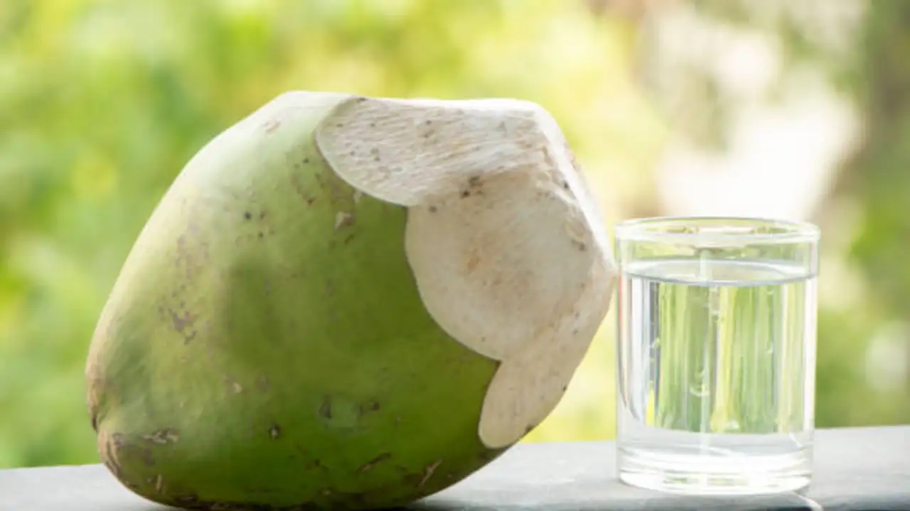 Coconut water: GI (42)