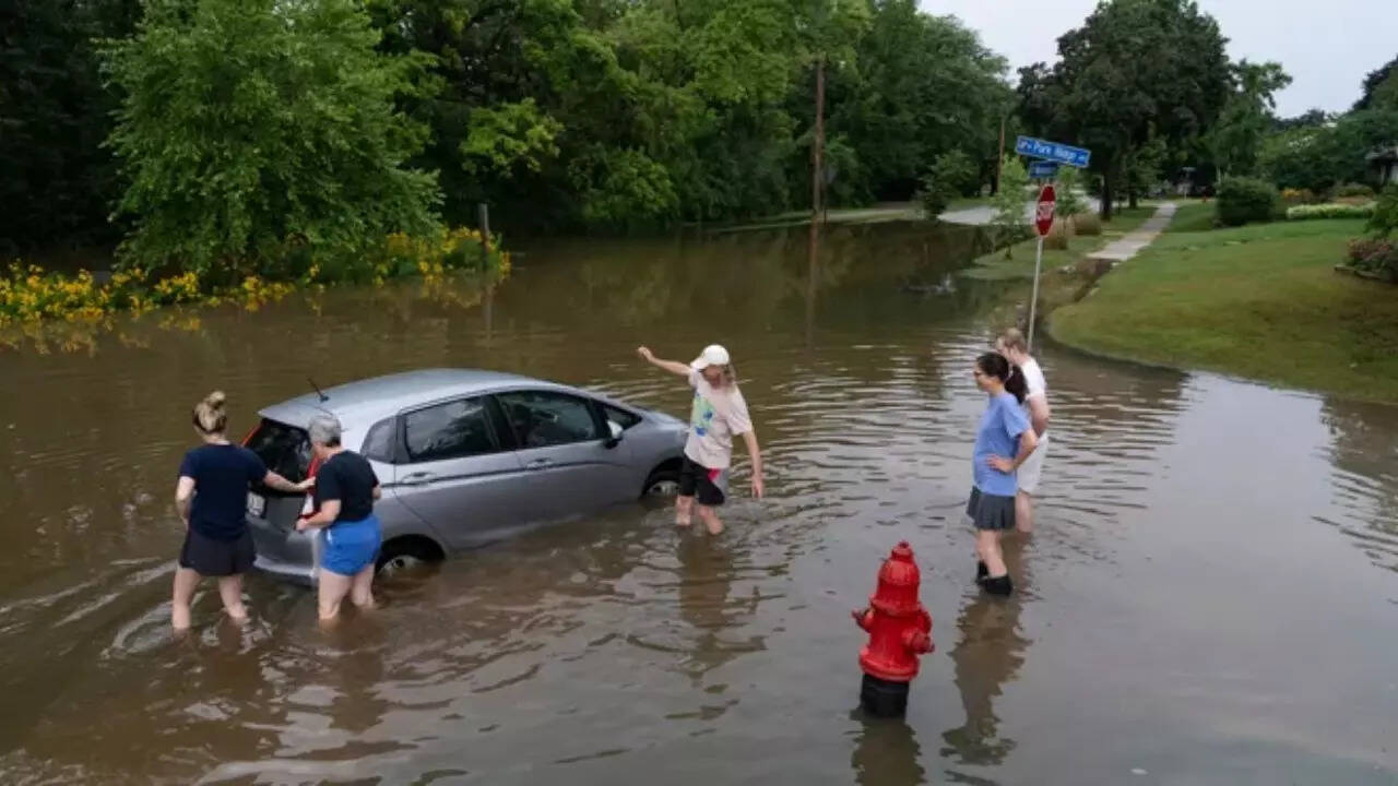 Flood (2)