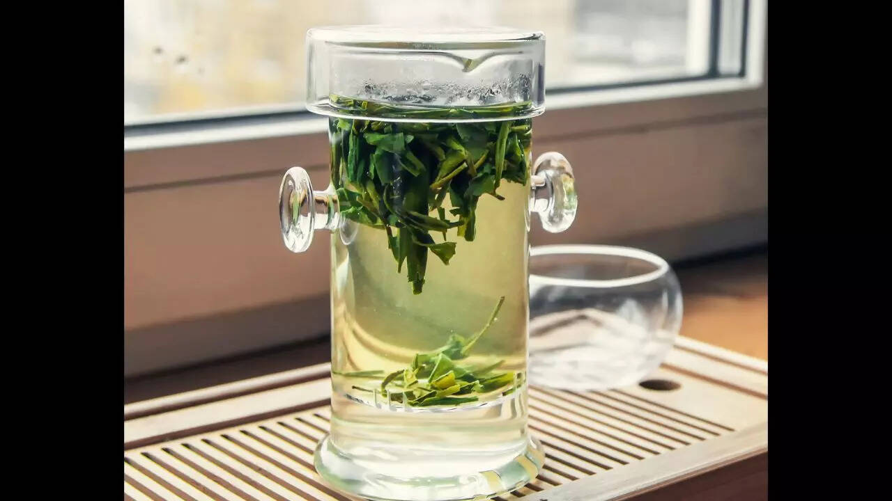 Longjing green tea