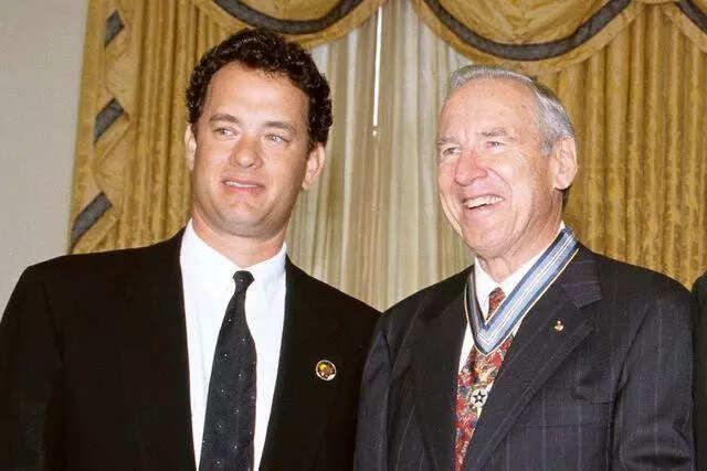 Tom Hanks and Jim Lovell